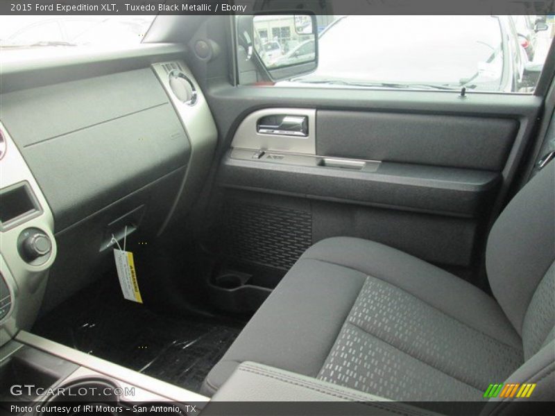 Tuxedo Black Metallic / Ebony 2015 Ford Expedition XLT