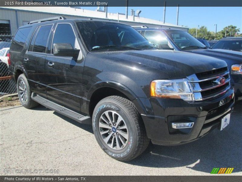 Tuxedo Black Metallic / Ebony 2015 Ford Expedition XLT