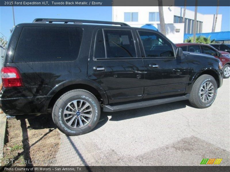 Tuxedo Black Metallic / Ebony 2015 Ford Expedition XLT