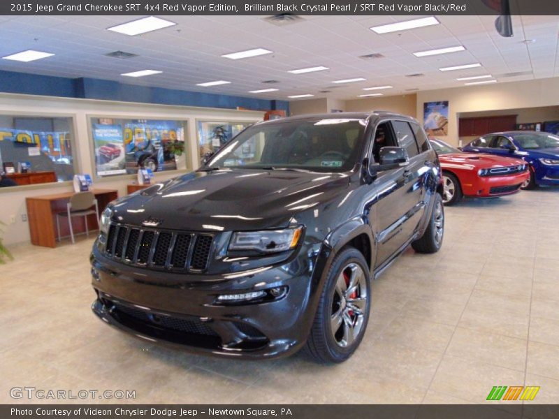 Front 3/4 View of 2015 Grand Cherokee SRT 4x4 Red Vapor Edition