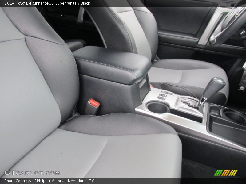 Super White / Black 2014 Toyota 4Runner SR5