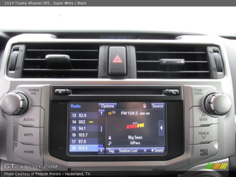Super White / Black 2014 Toyota 4Runner SR5