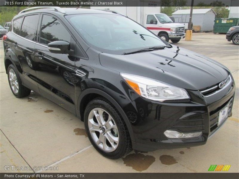 Tuxedo Black Metallic / Charcoal Black 2015 Ford Escape Titanium