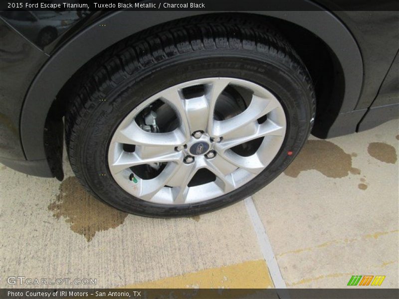 Tuxedo Black Metallic / Charcoal Black 2015 Ford Escape Titanium
