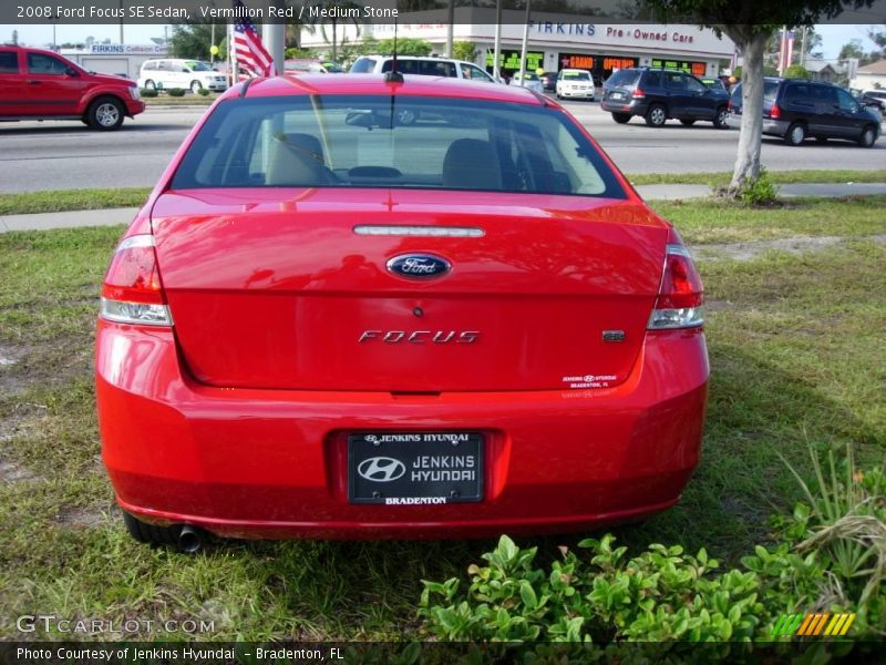 Vermillion Red / Medium Stone 2008 Ford Focus SE Sedan