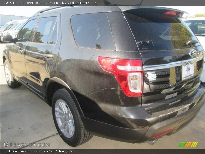 Tuxedo Black / Medium Light Stone 2015 Ford Explorer FWD