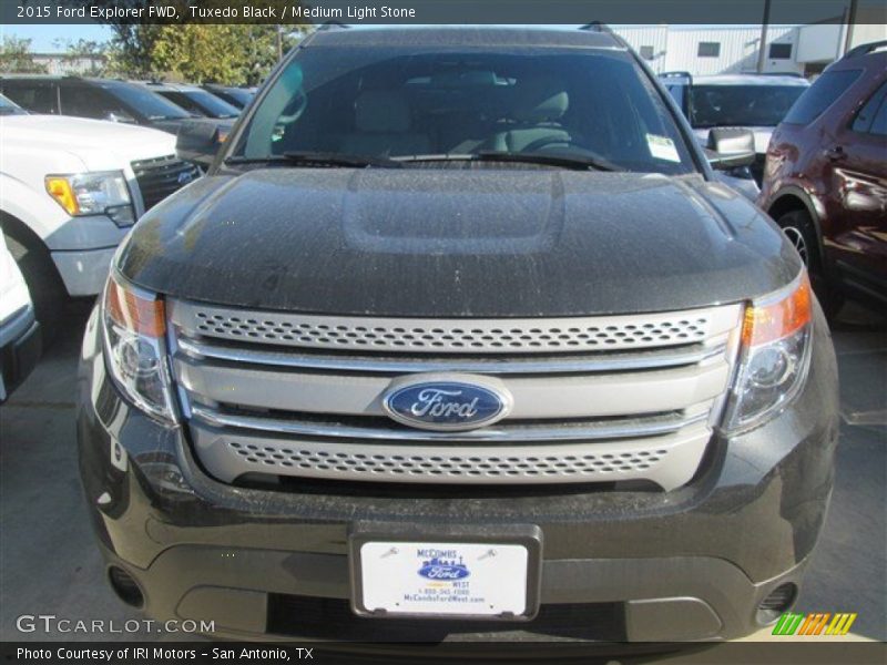 Tuxedo Black / Medium Light Stone 2015 Ford Explorer FWD
