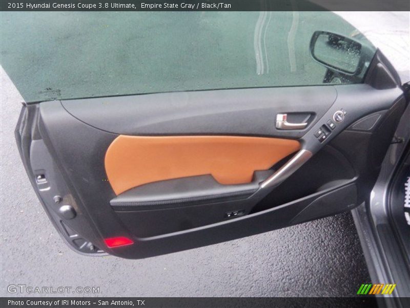 Door Panel of 2015 Genesis Coupe 3.8 Ultimate