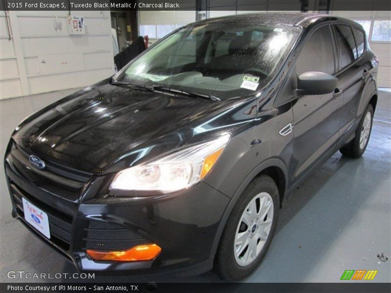 Tuxedo Black Metallic / Charcoal Black 2015 Ford Escape S