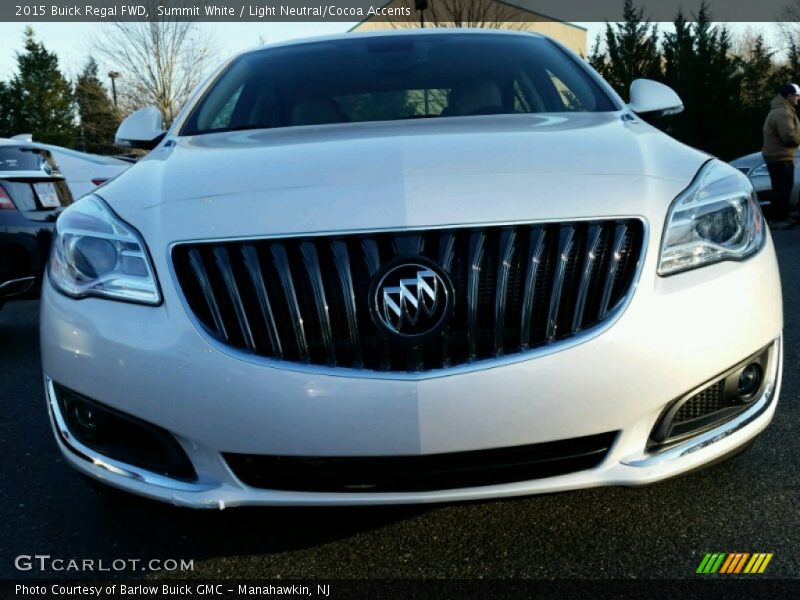 Summit White / Light Neutral/Cocoa Accents 2015 Buick Regal FWD