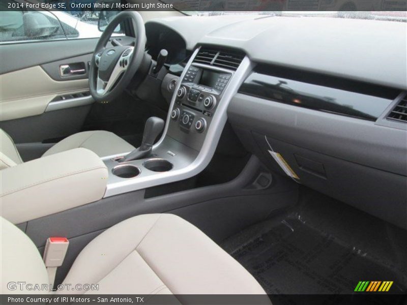 Oxford White / Medium Light Stone 2014 Ford Edge SE