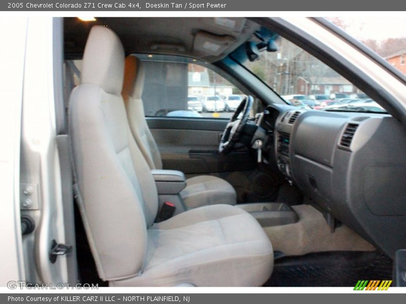 Doeskin Tan / Sport Pewter 2005 Chevrolet Colorado Z71 Crew Cab 4x4
