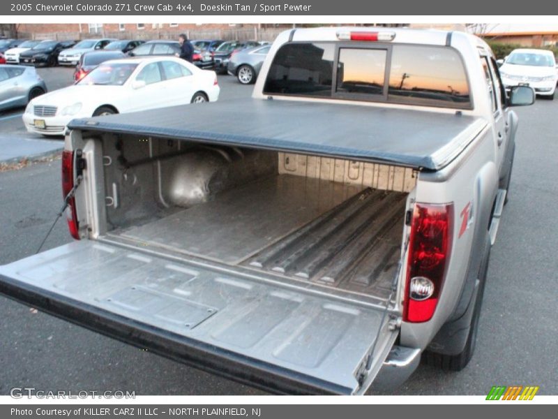 Doeskin Tan / Sport Pewter 2005 Chevrolet Colorado Z71 Crew Cab 4x4