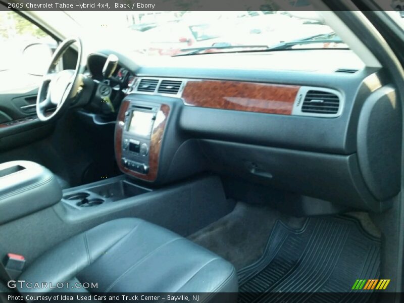 Black / Ebony 2009 Chevrolet Tahoe Hybrid 4x4