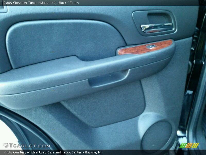Black / Ebony 2009 Chevrolet Tahoe Hybrid 4x4