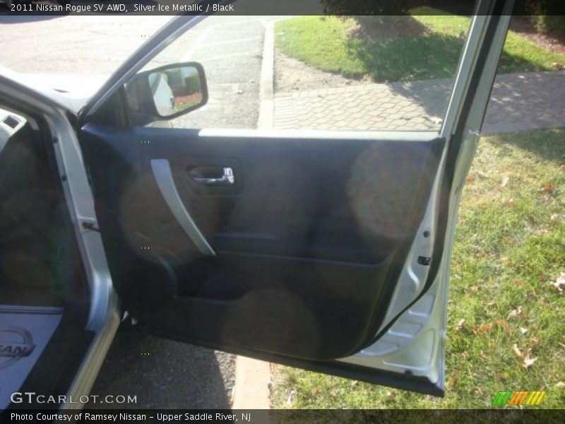 Silver Ice Metallic / Black 2011 Nissan Rogue SV AWD