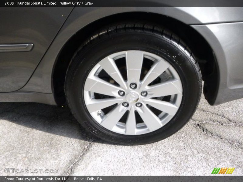 Willow Gray / Gray 2009 Hyundai Sonata Limited