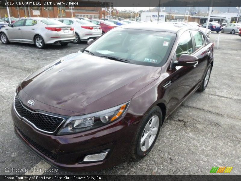 Front 3/4 View of 2015 Optima LX