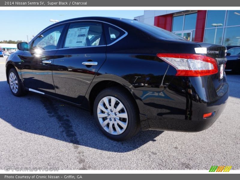 Super Black / Charcoal 2014 Nissan Sentra SV