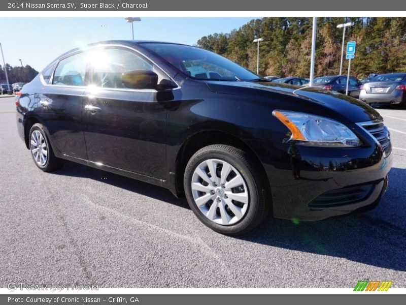 Super Black / Charcoal 2014 Nissan Sentra SV