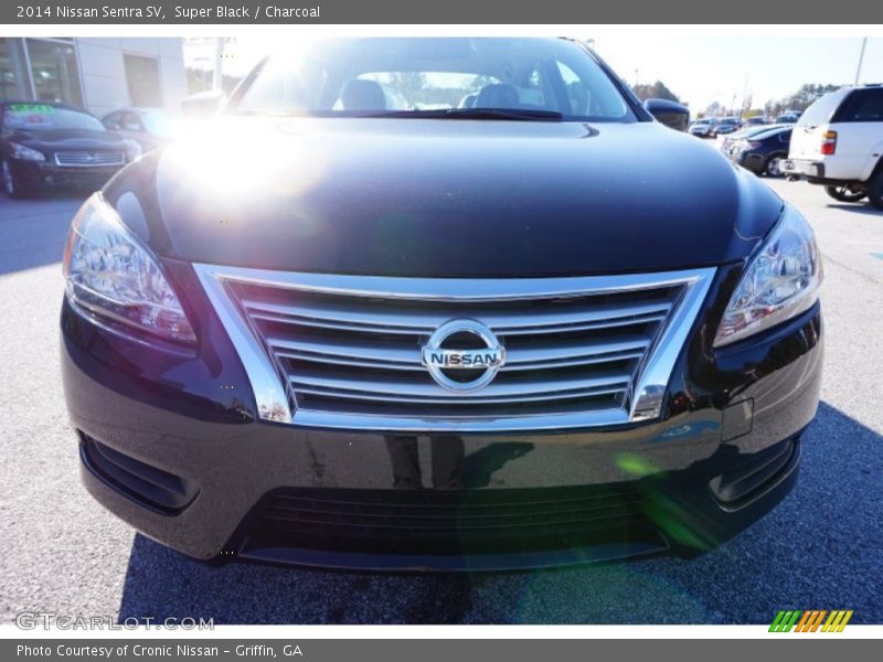 Super Black / Charcoal 2014 Nissan Sentra SV