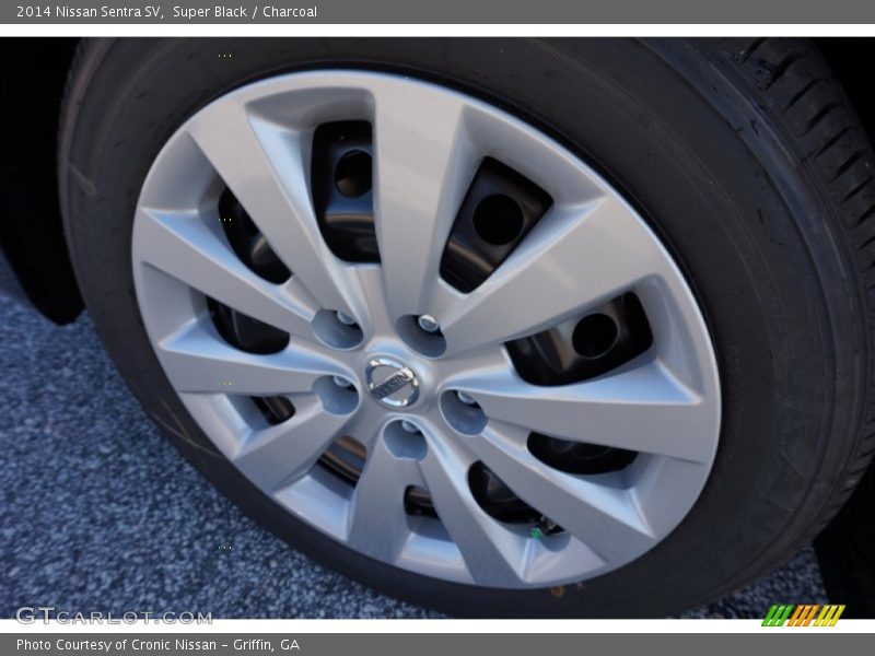 Super Black / Charcoal 2014 Nissan Sentra SV