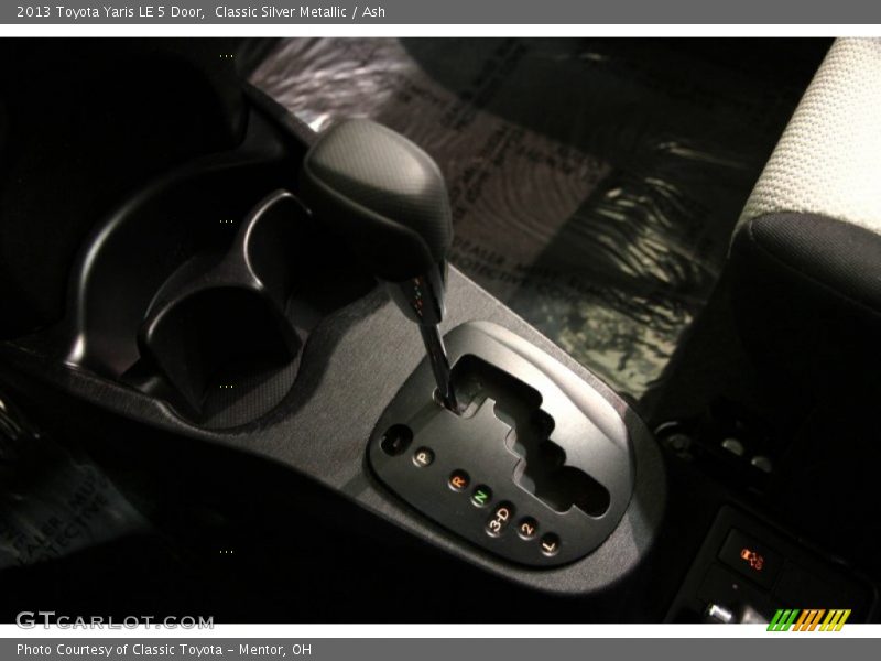 Classic Silver Metallic / Ash 2013 Toyota Yaris LE 5 Door