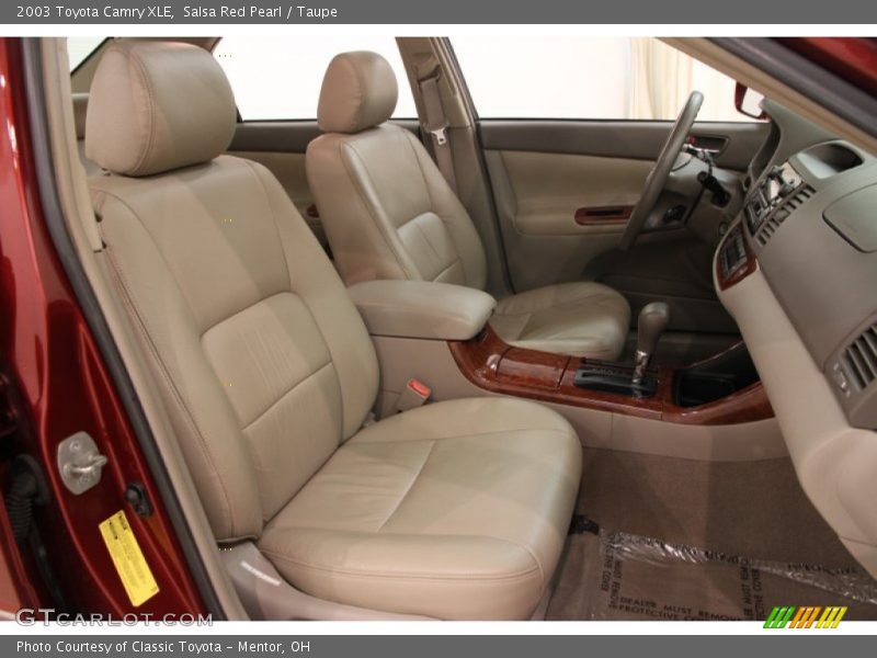 Front Seat of 2003 Camry XLE