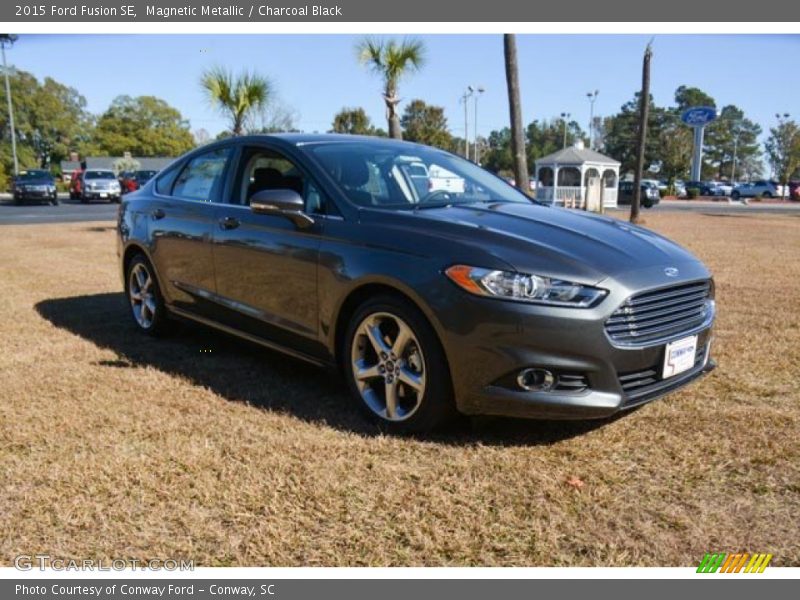 Magnetic Metallic / Charcoal Black 2015 Ford Fusion SE