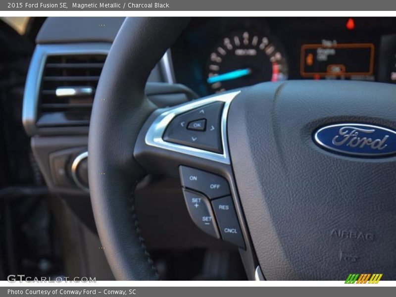 Magnetic Metallic / Charcoal Black 2015 Ford Fusion SE