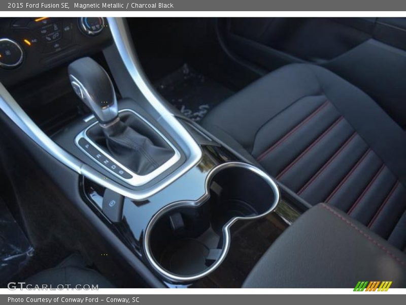 Magnetic Metallic / Charcoal Black 2015 Ford Fusion SE