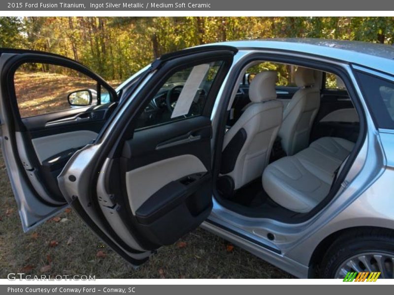 Ingot Silver Metallic / Medium Soft Ceramic 2015 Ford Fusion Titanium