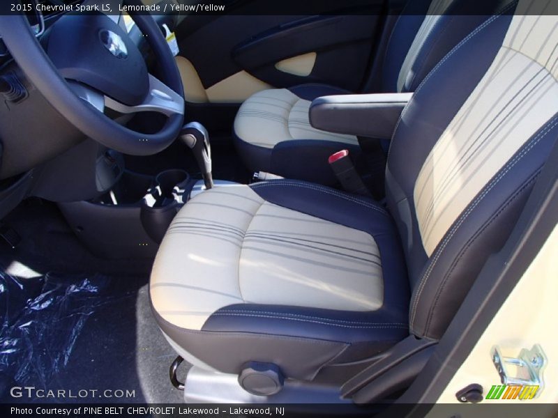 Front Seat of 2015 Spark LS