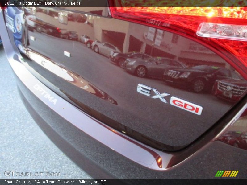 Dark Cherry / Beige 2012 Kia Optima EX