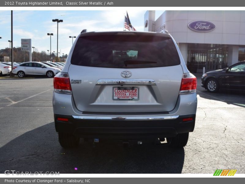 Classic Silver Metallic / Ash 2012 Toyota Highlander Limited