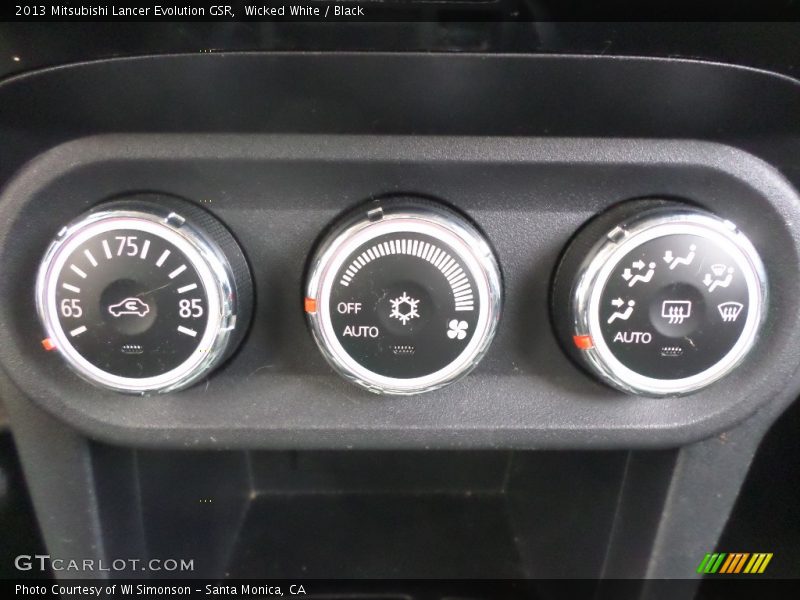 Wicked White / Black 2013 Mitsubishi Lancer Evolution GSR