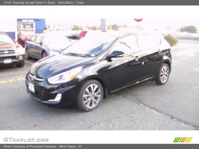Ultra Black / Gray 2015 Hyundai Accent Sport 5-Door