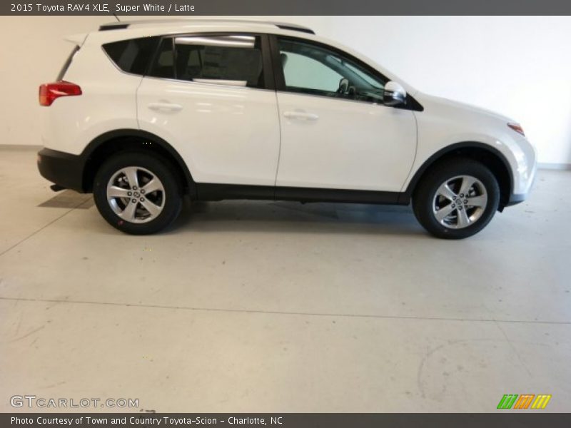 Super White / Latte 2015 Toyota RAV4 XLE