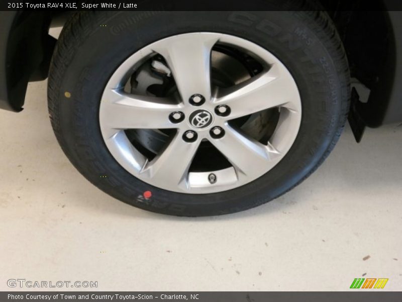 Super White / Latte 2015 Toyota RAV4 XLE