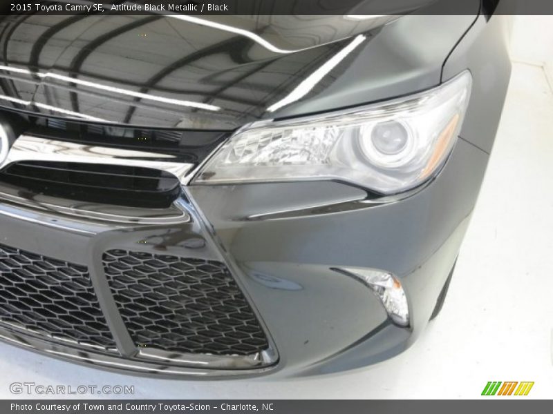 Attitude Black Metallic / Black 2015 Toyota Camry SE