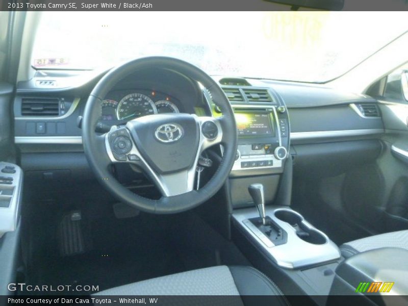 Super White / Black/Ash 2013 Toyota Camry SE