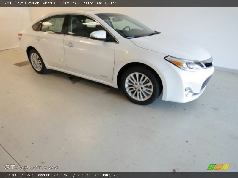 Blizzard Pearl / Black 2015 Toyota Avalon Hybrid XLE Premium