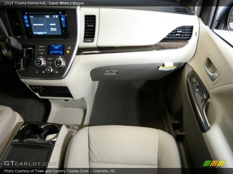 Super White / Bisque 2015 Toyota Sienna XLE