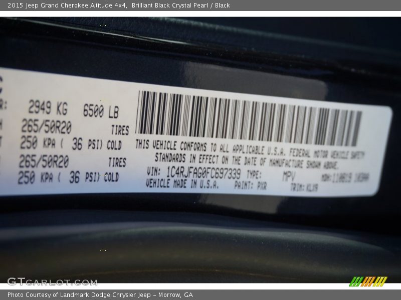 Brilliant Black Crystal Pearl / Black 2015 Jeep Grand Cherokee Altitude 4x4