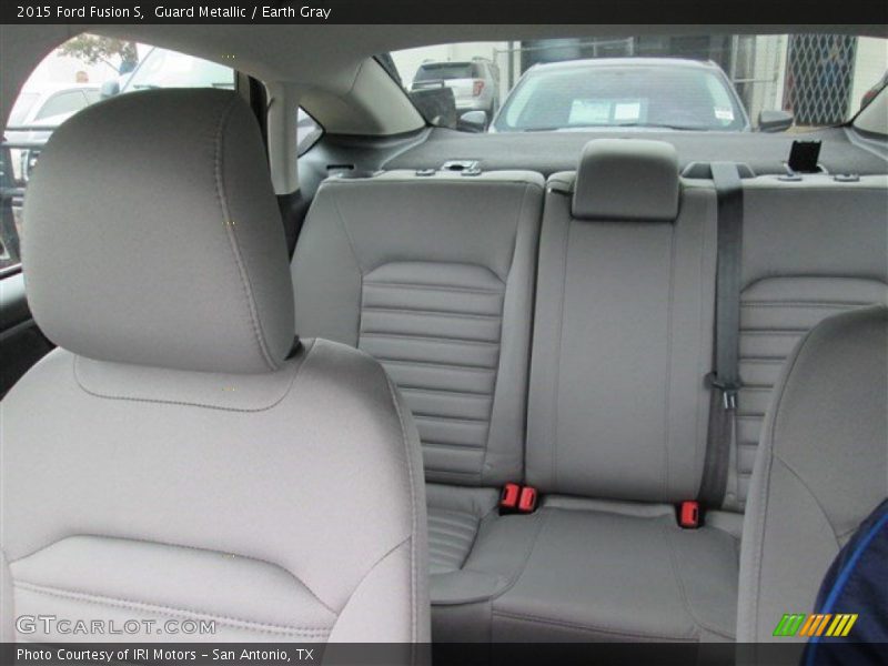 Guard Metallic / Earth Gray 2015 Ford Fusion S