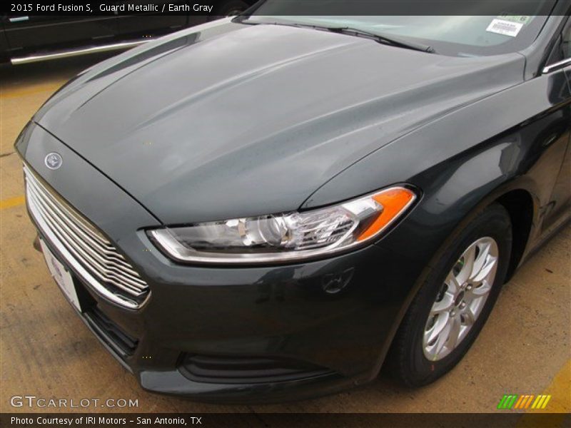 Guard Metallic / Earth Gray 2015 Ford Fusion S