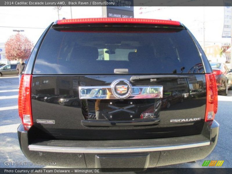 Black Raven / Ebony/Ebony 2014 Cadillac Escalade Luxury AWD