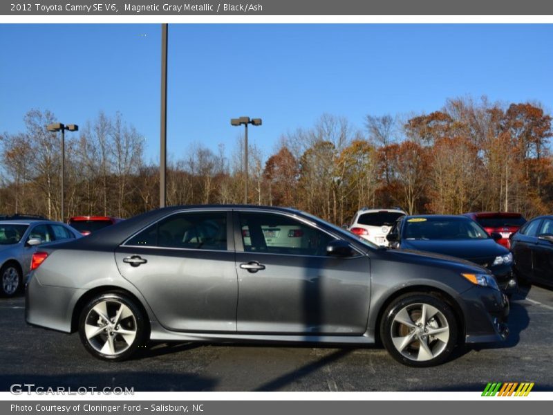 Magnetic Gray Metallic / Black/Ash 2012 Toyota Camry SE V6