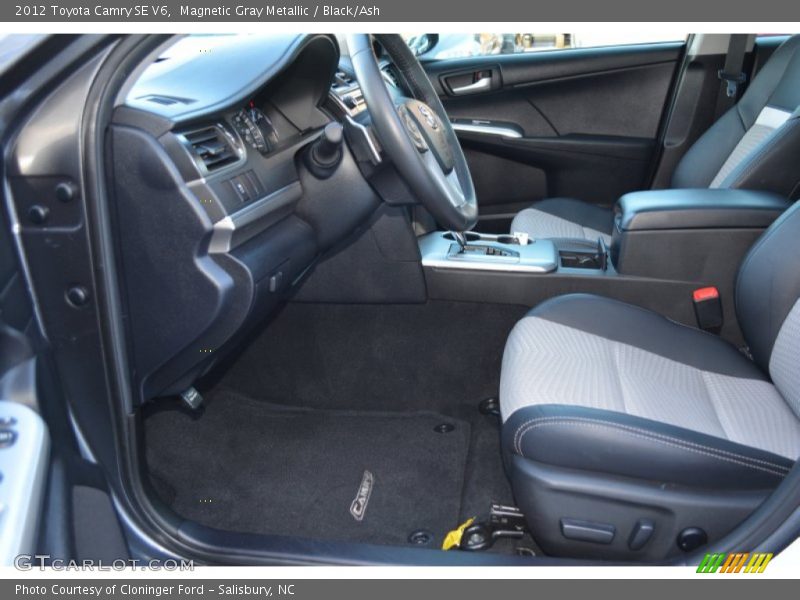 Magnetic Gray Metallic / Black/Ash 2012 Toyota Camry SE V6
