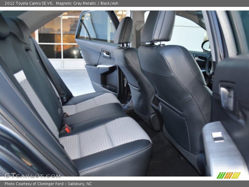 Magnetic Gray Metallic / Black/Ash 2012 Toyota Camry SE V6